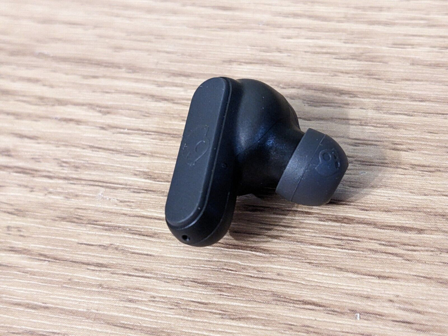 Skullcandy Dime replacement parts: charging case, left/right earbuds