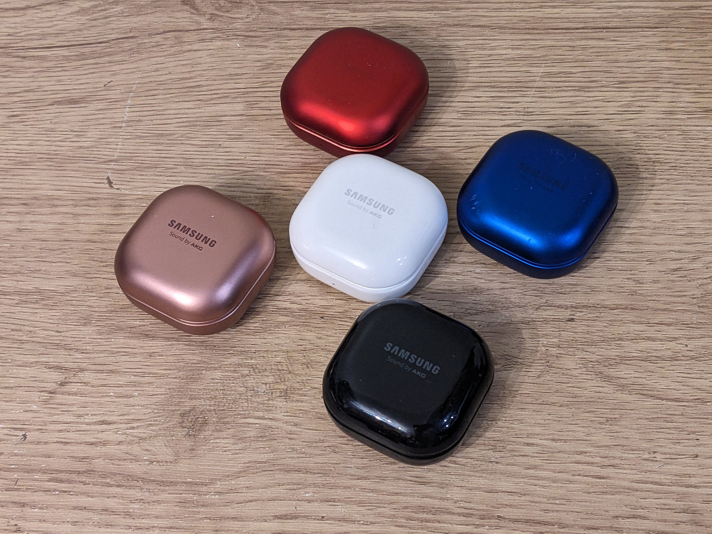 Samsung Galaxy Buds Live replacement parts: charging case, left/right earbuds