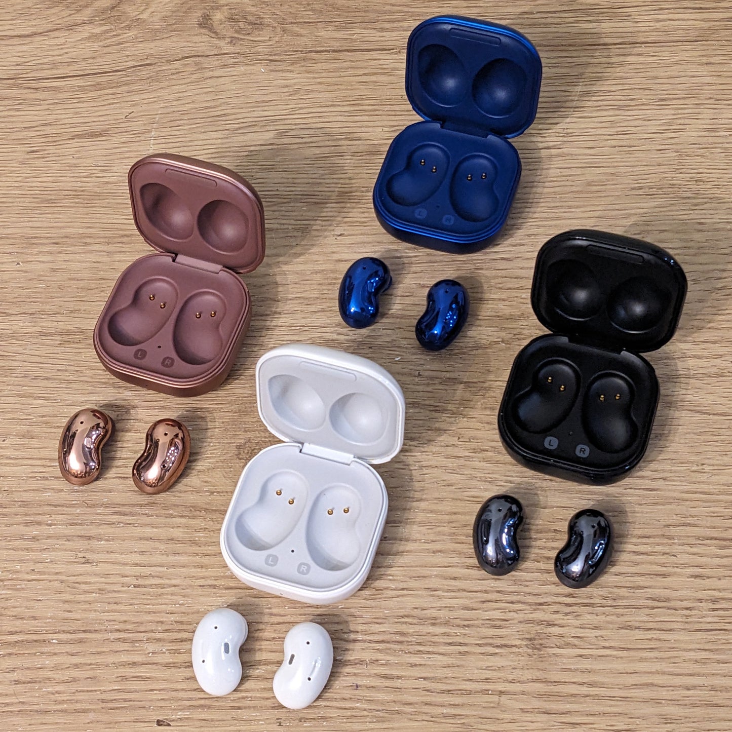 Samsung Galaxy Buds Live replacement parts: charging case, left/right earbuds