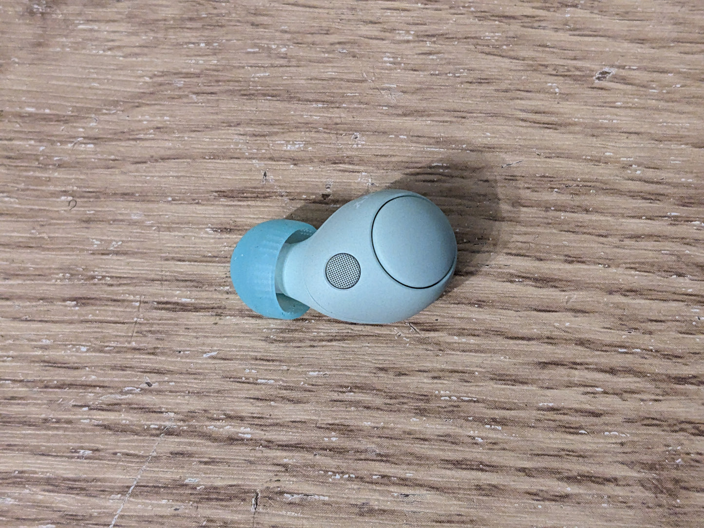 Sony WF-C700N replacement parts: charging case, left/right earbuds