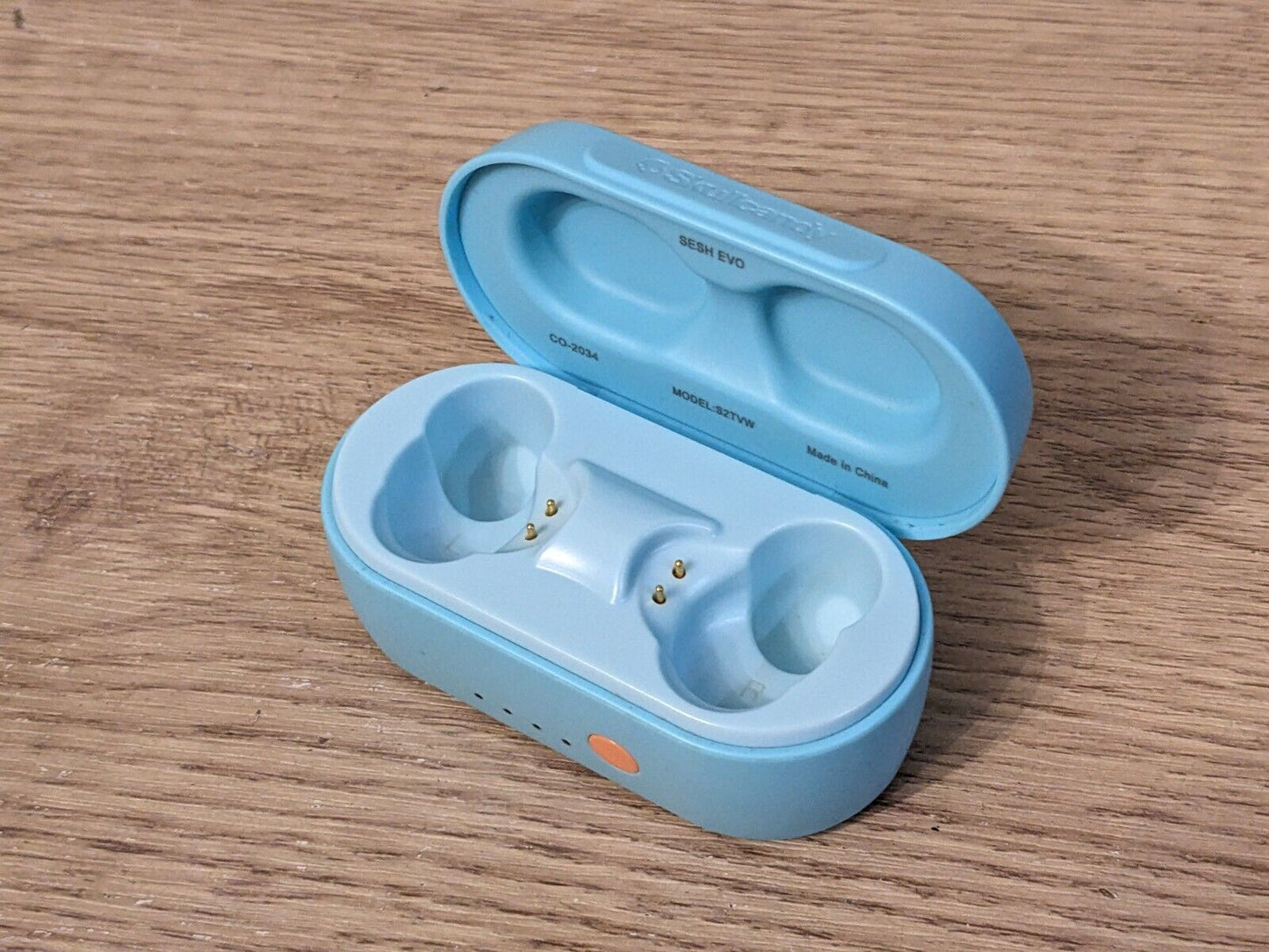 Skullcandy Sesh Evo replacement parts: charging case, left/right earbuds