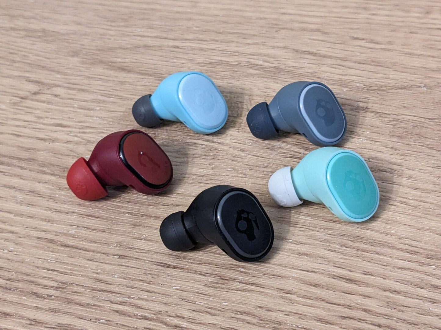 Skullcandy Sesh Evo replacement parts: charging case, left/right earbuds
