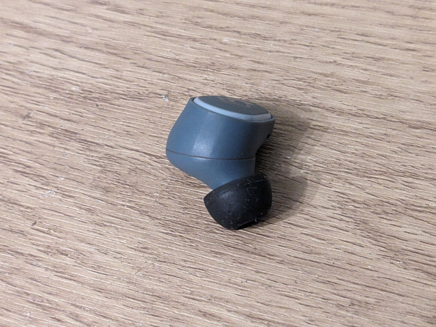Skullcandy Sesh Evo replacement parts: charging case, left/right earbuds