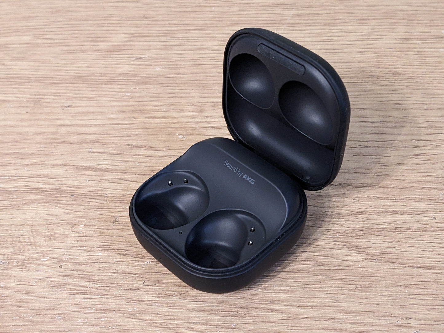 Samsung Galaxy Buds2 Pro replacement parts: charging case, left/right earbuds