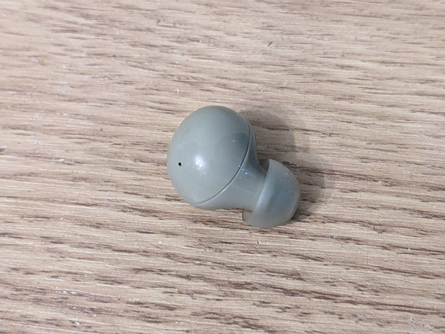 Samsung Galaxy Buds2 replacement parts: charging case, left/right earbuds