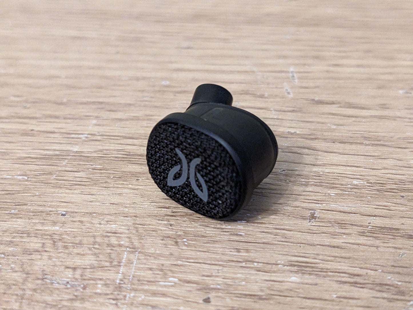 Jaybird Vista 2 replacement parts: charging case, left/right earbuds