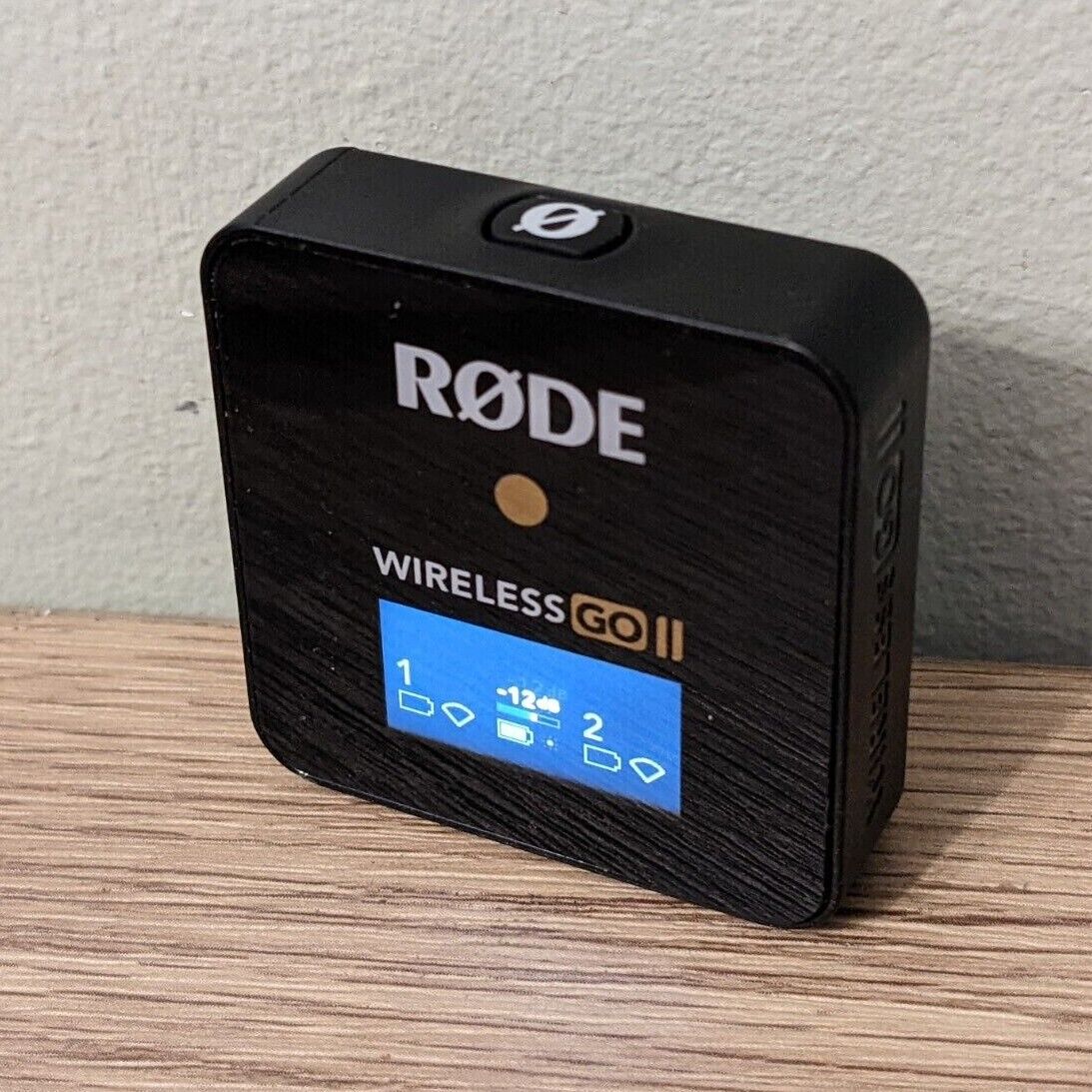 Replacement Rode Wireless Go II transmitter/receiver, windshield, cables, pouch